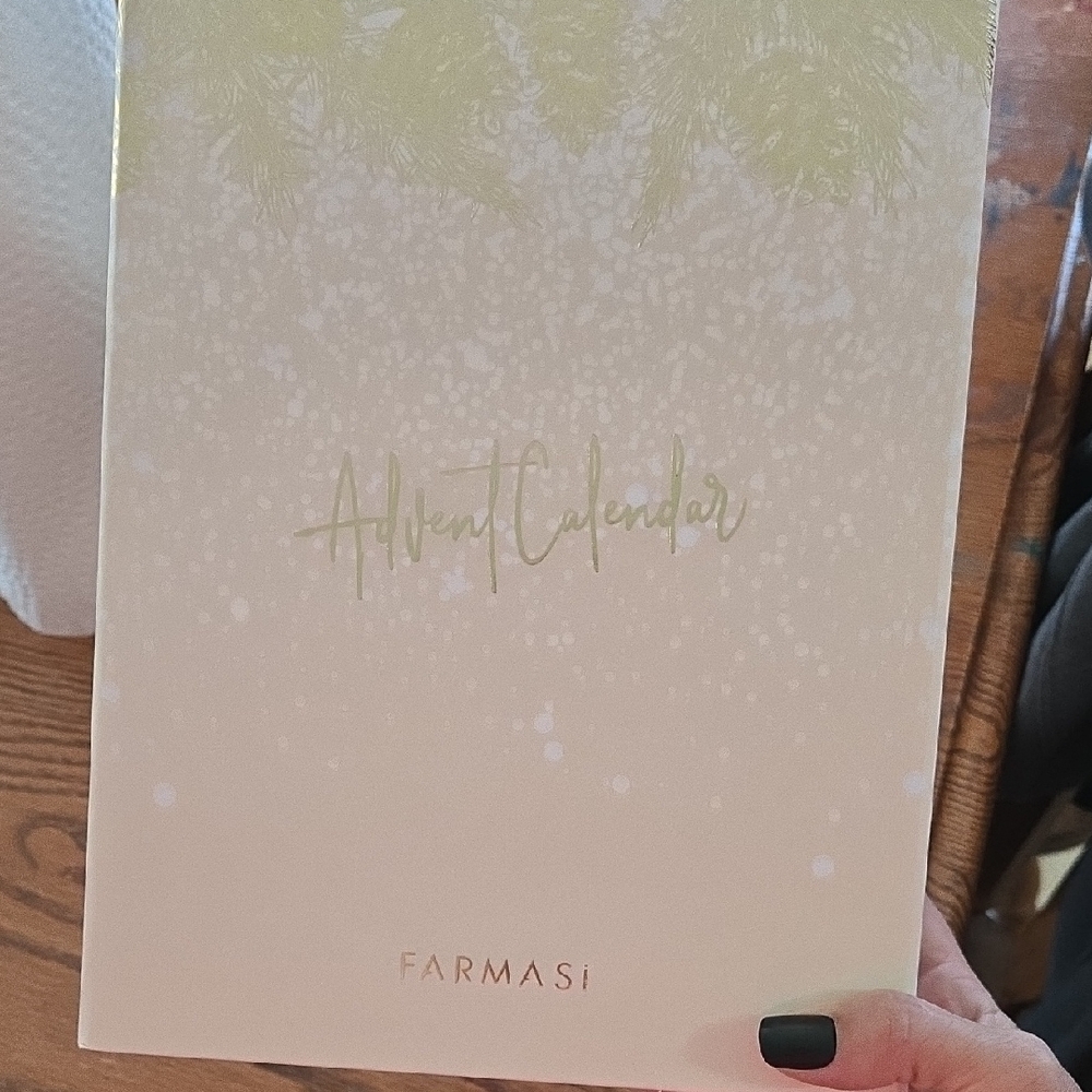 Farmasi Advent Calendar